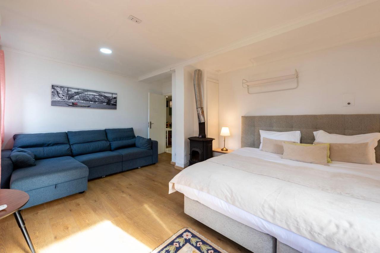 Joivy Inviting Accommodations In 빌라노바데가이아 외부 사진